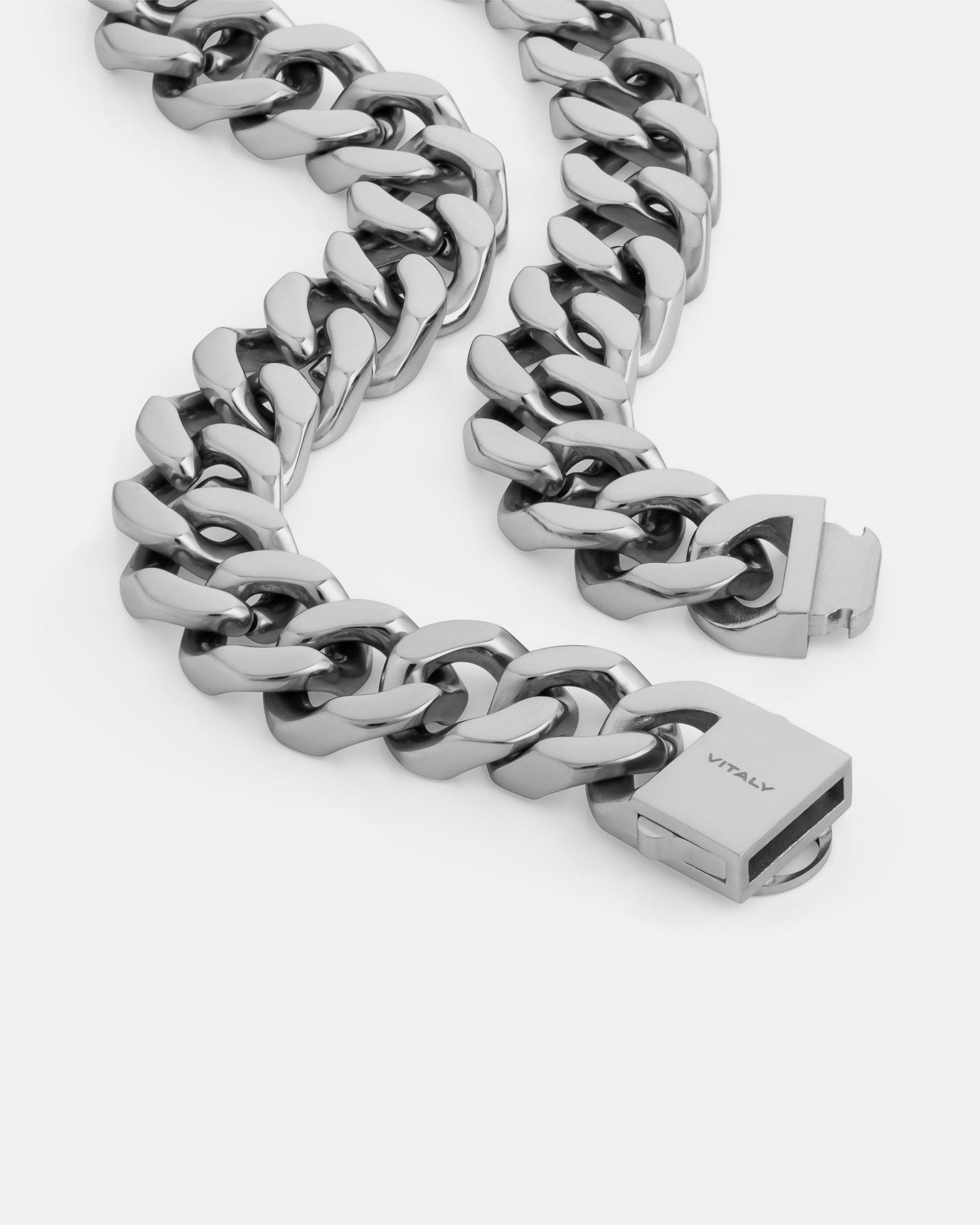 Riot - Image 12