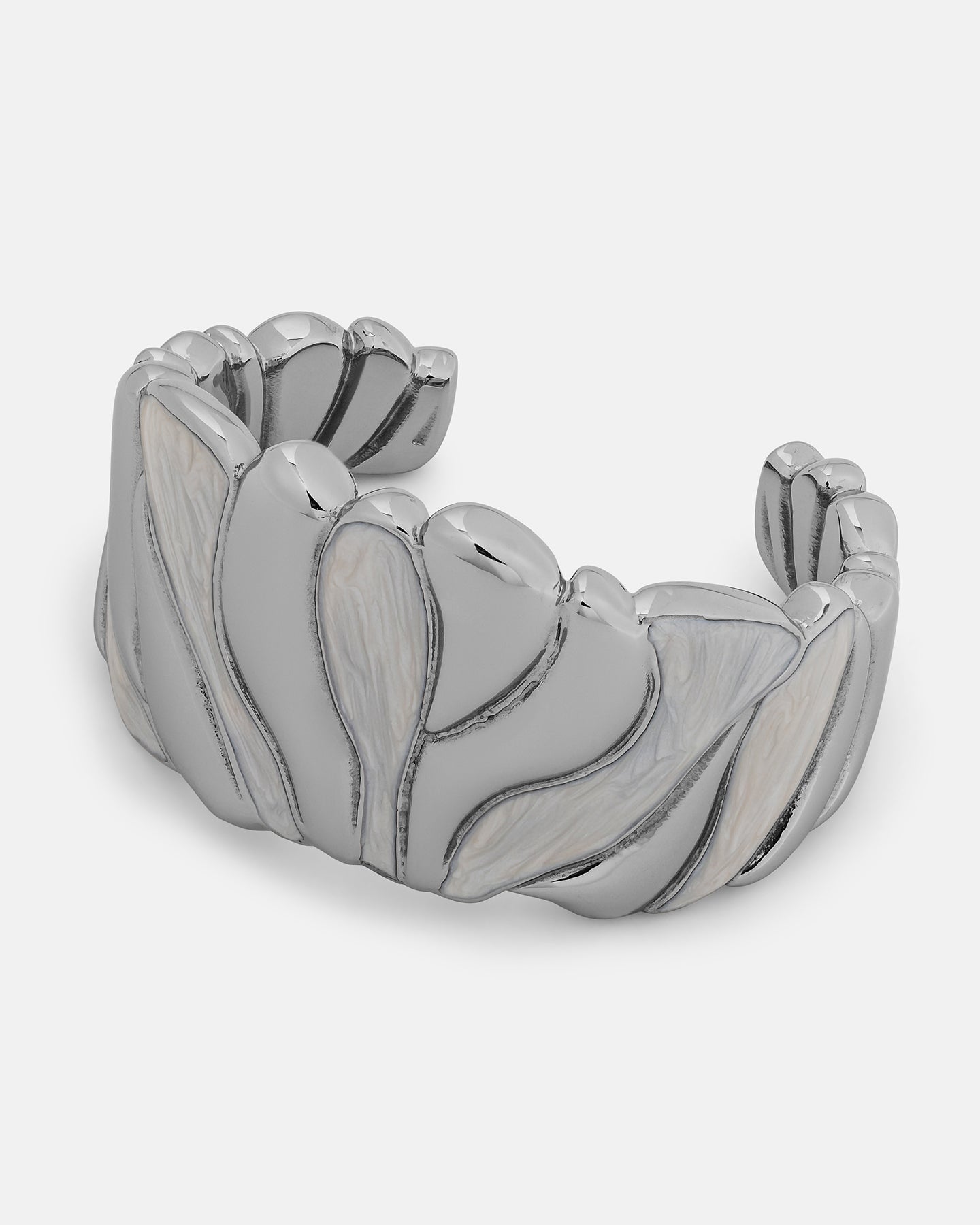 V1_Luar_Bracelet_01