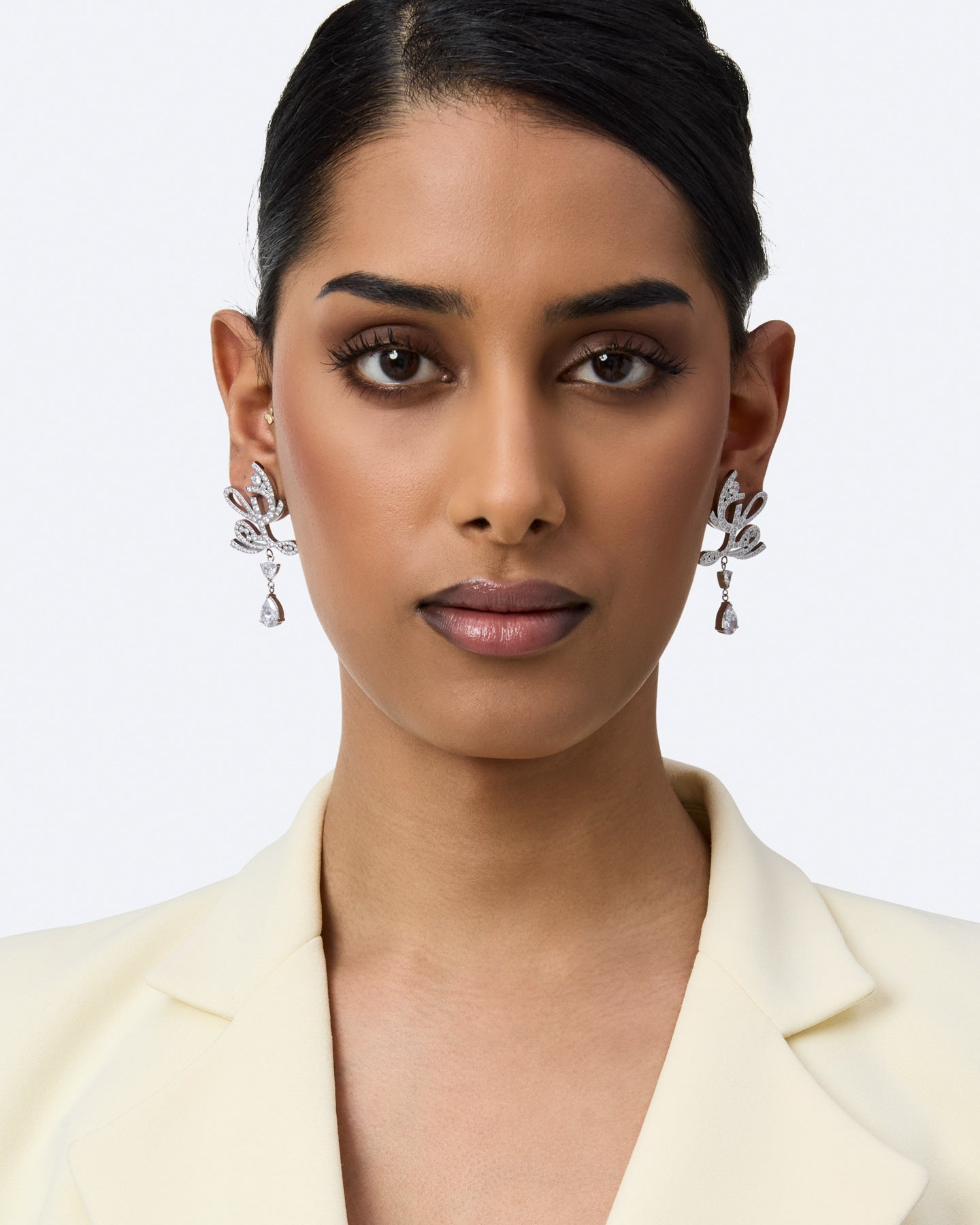 V1_Luar_Earrings_01 - Image 8