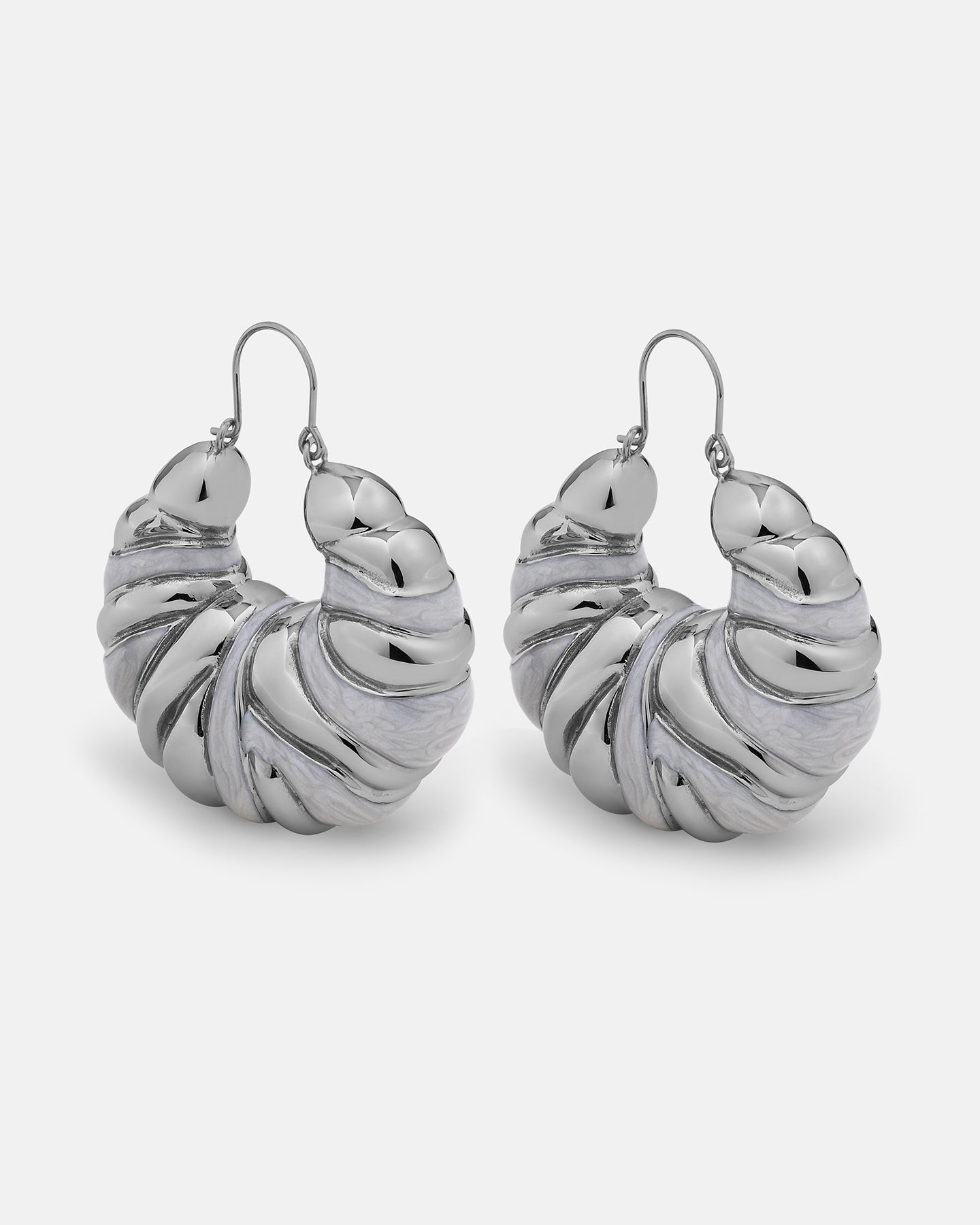 V1_Luar_Earrings_02