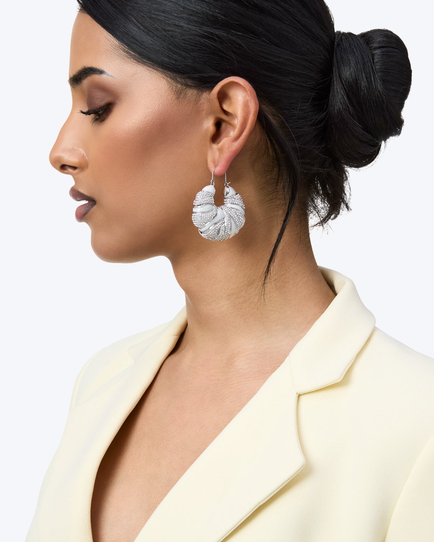 V1_Luar_Earrings_03 - Image 8